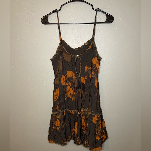 Urban Outfittersfitters Floral Sun dress - Picture 2 of 4